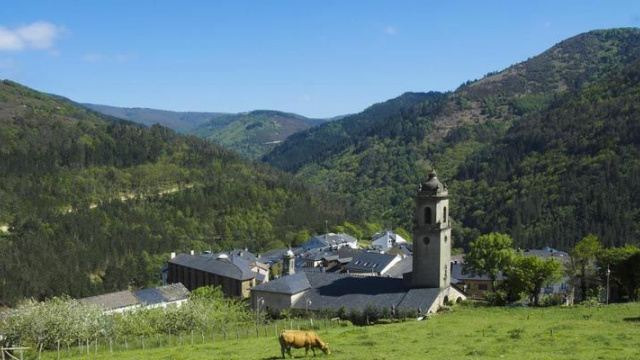 Apartamentos La Urdimbre