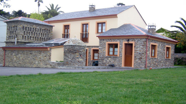 Apartamentos El Ciprés